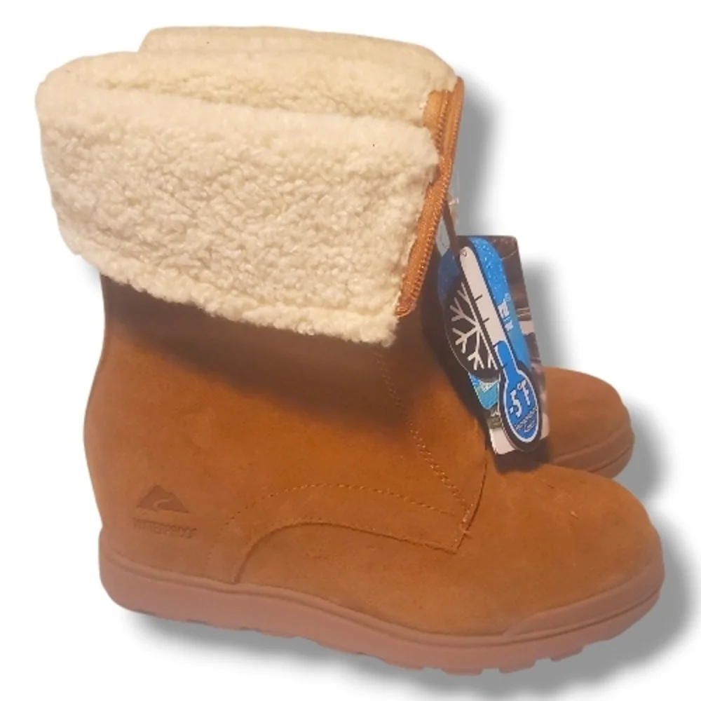 OZARK TRAIL SIZE 6 Leather Waterproof Wedge Boots With Faux Shearling Fur Trim